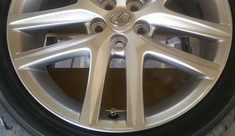 レクサスホイールガリ傷リペア後