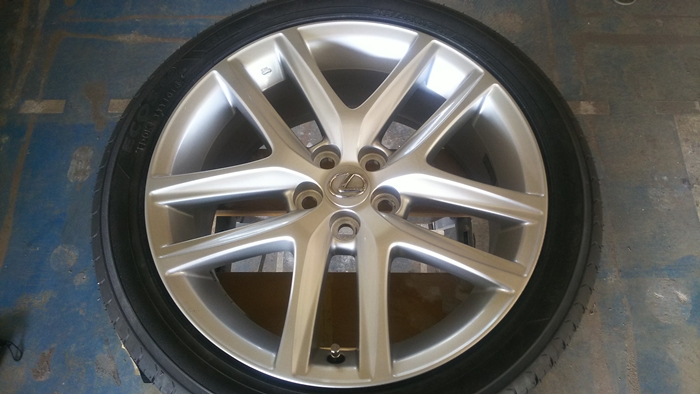 レクサスホイールガリ傷リペア後