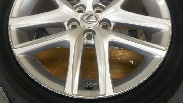 レクサスHSホイールガリ傷修理｜仙台市若林区