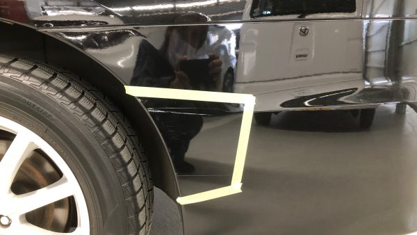 エルグランドのリアバンパーの傷修理