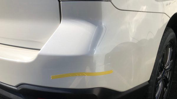 フォレスターのリアバンパーの傷修理